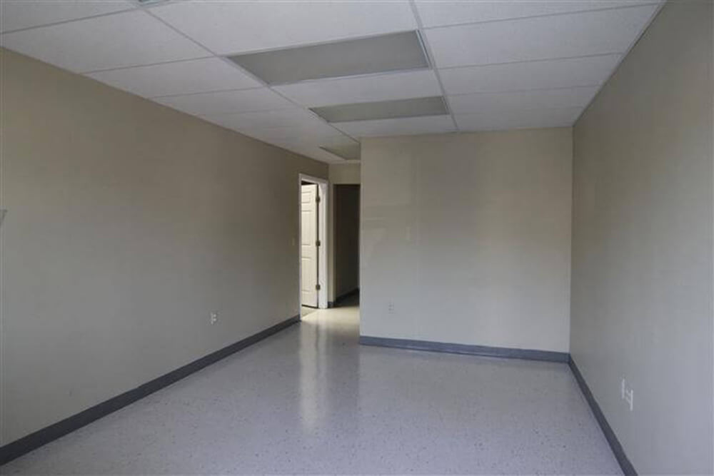 1200 SF ~ 300 Office and 900 Warehouse