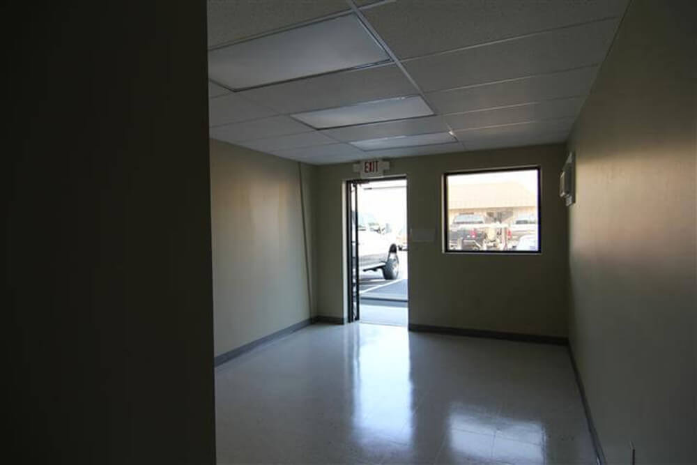 1200 SF ~ 300 Office and 900 Warehouse