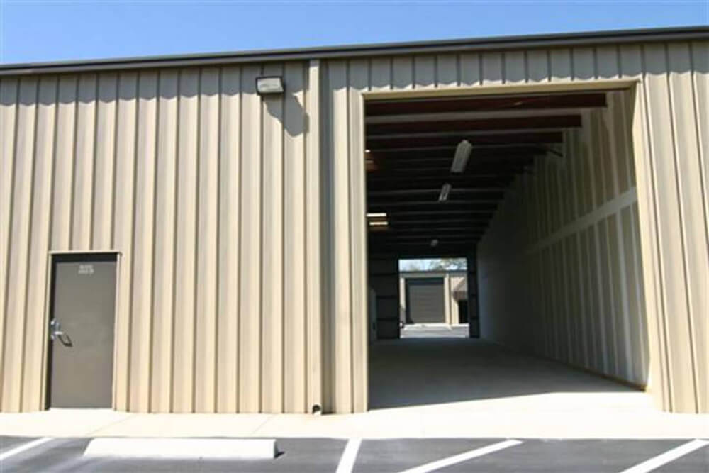 4800 SF Drivethru, 200 Office and 2200 Warehouse
