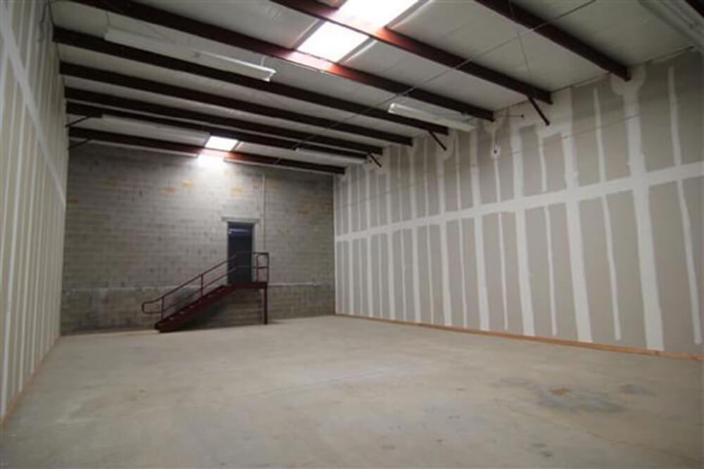 2400 Square Foot Flexible-Use, 900 SF of office, 1500 SF of warehouse